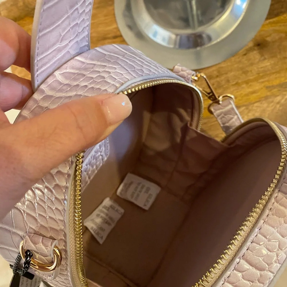 Imoshion Vegan Croc Light Purple Round Crossbody - Picture 11 of 13